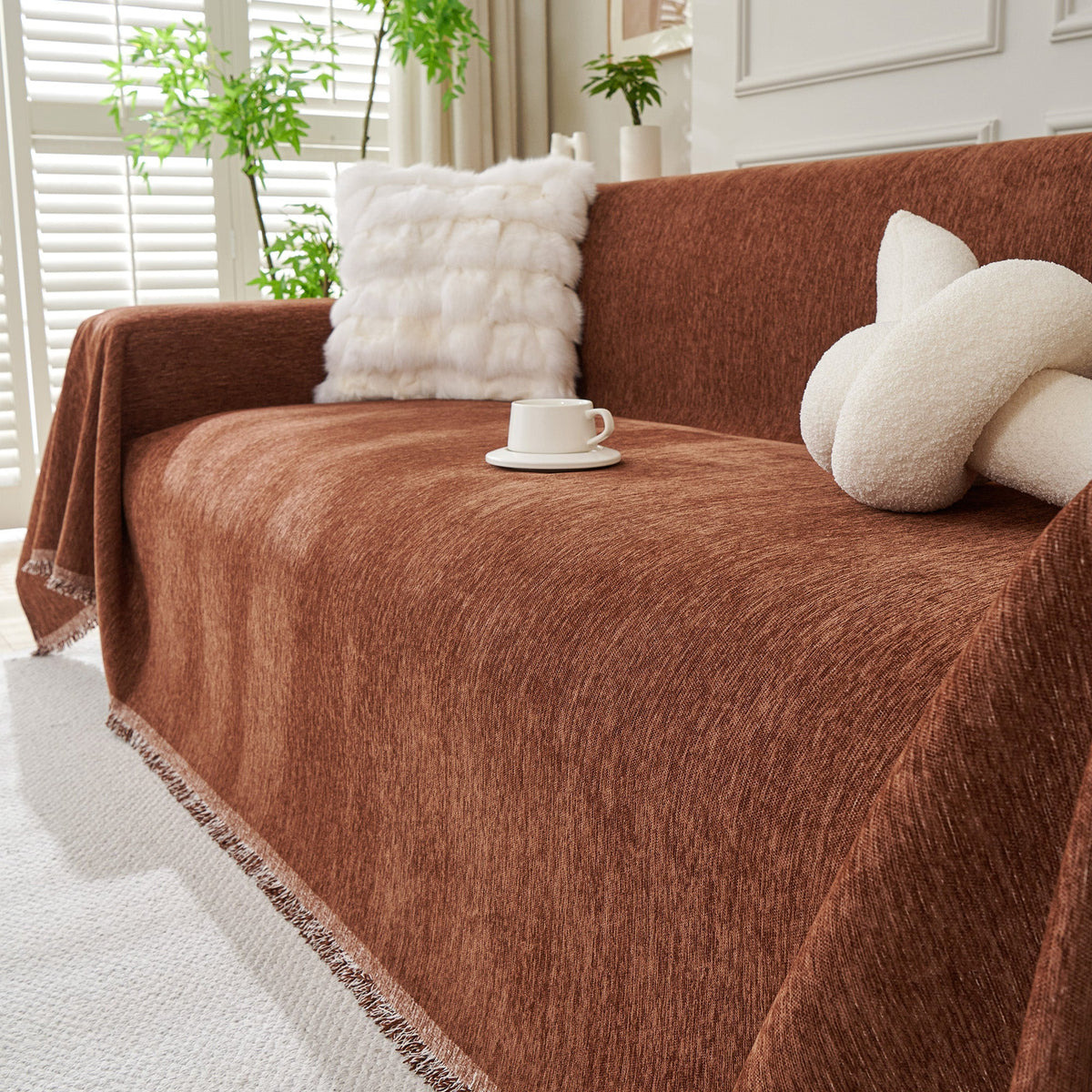 Brown woven cover with a cup and knot pillow