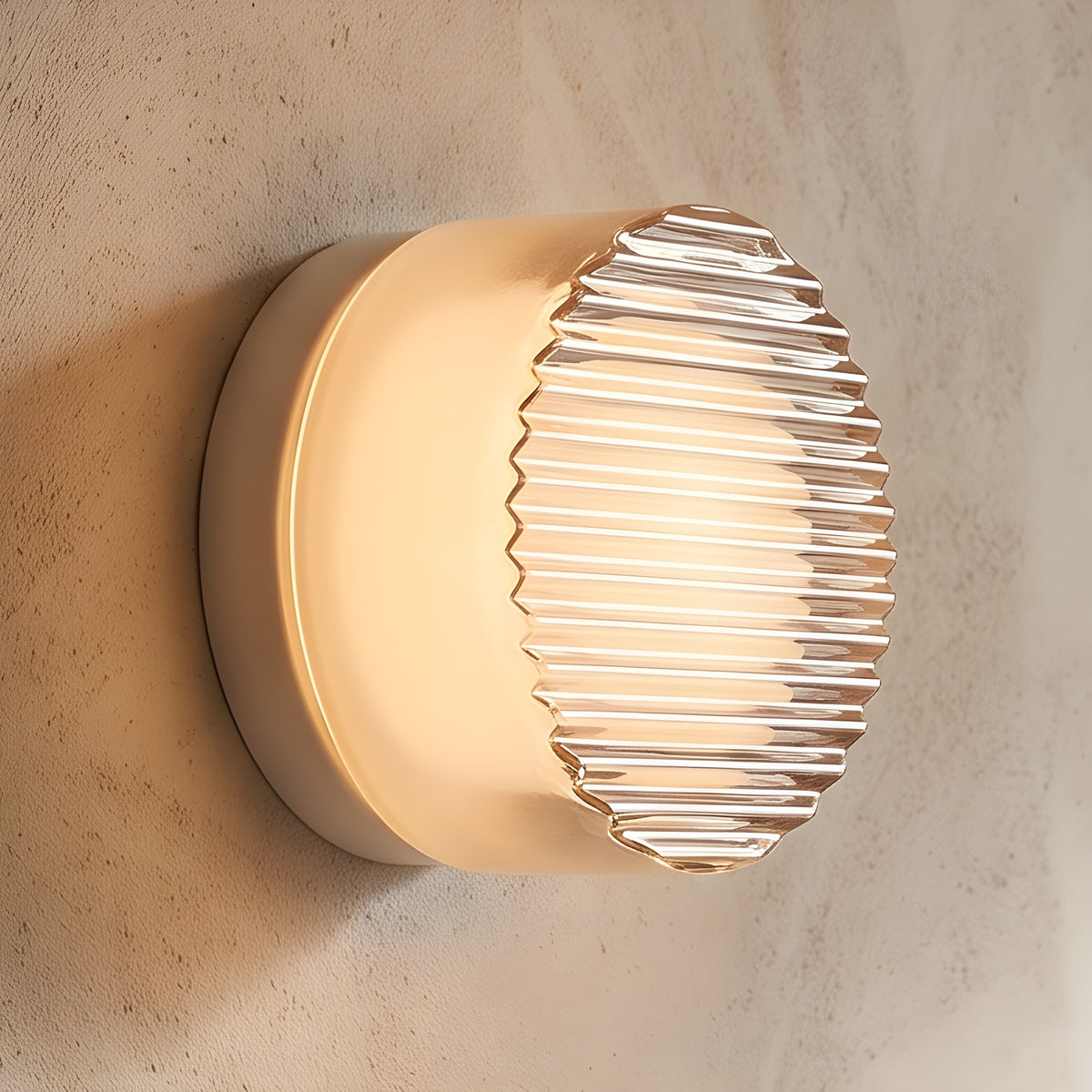 Siv LED wall sconce, ridged shade