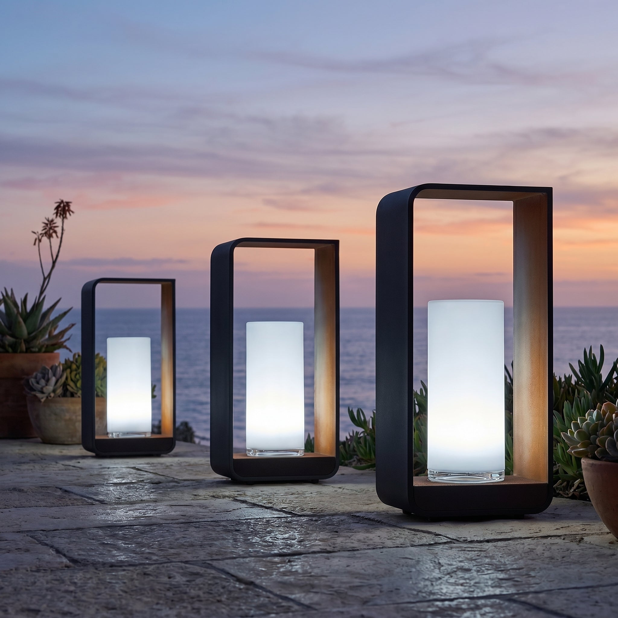 Solar Outdoor LED Lawn Lamp, Die-Cast Aluminum, IP65, Gray, Three Sizes