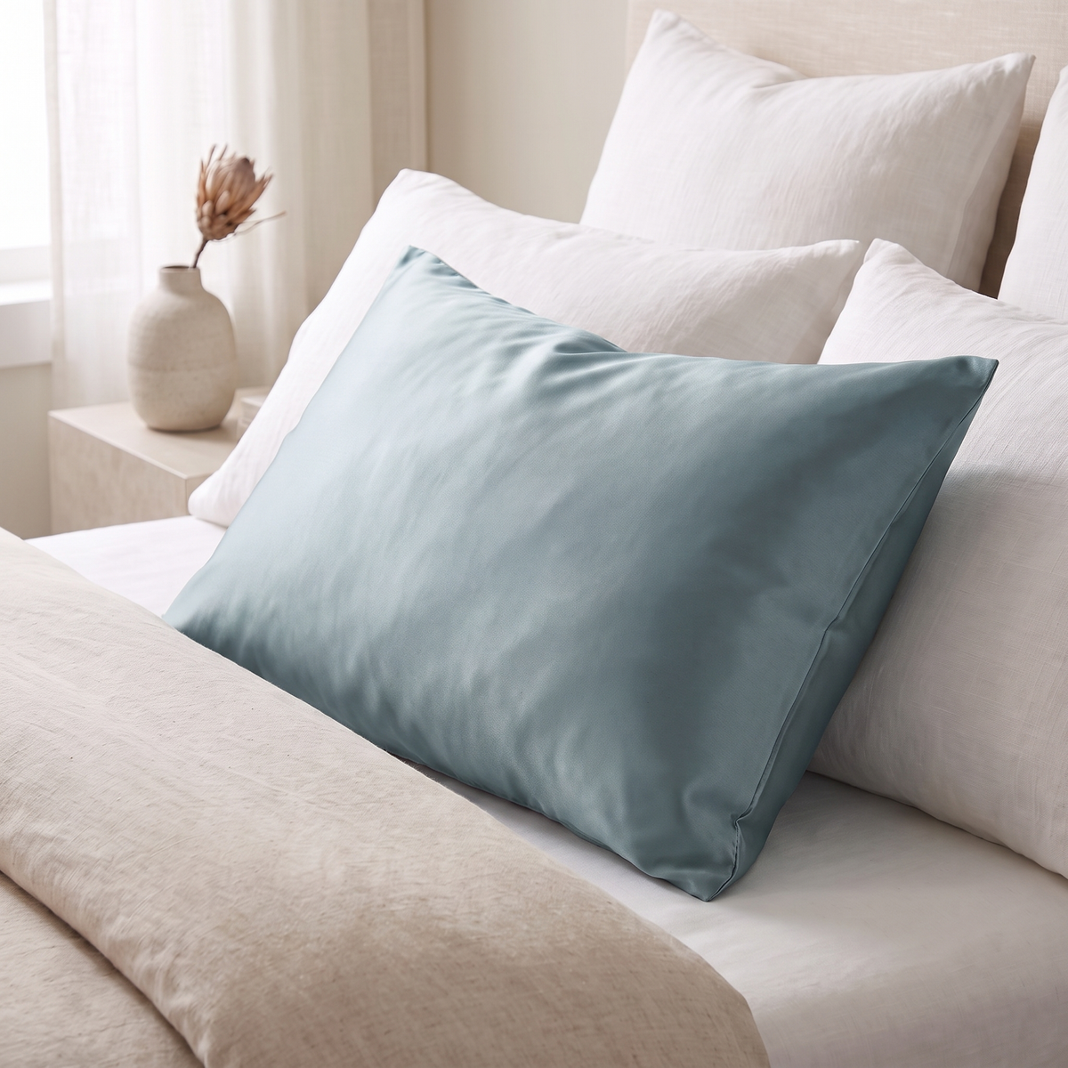 Vilde satin pillowcase in moonlight blue