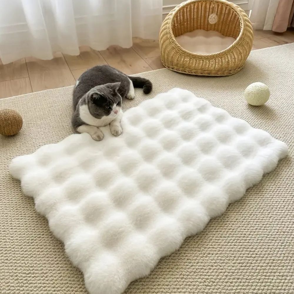 Faux Fur Pet Mat, Plush Non-Slip Microfiber