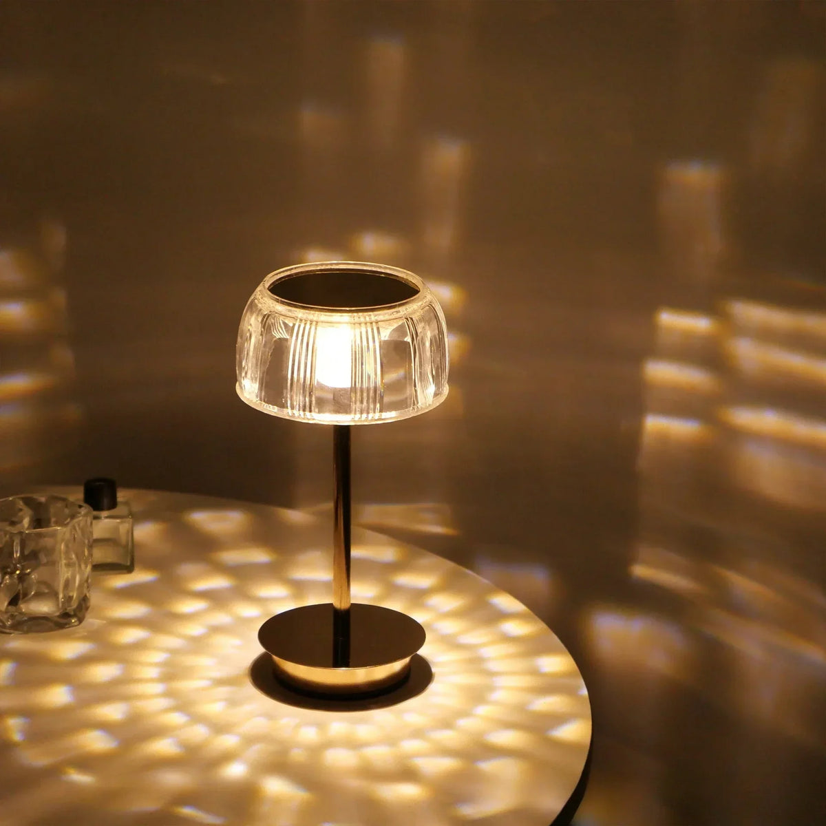 Jellyfish LED Table Lamp, Iron and Acrylic, Touch Control, USB-C, 3 Modes