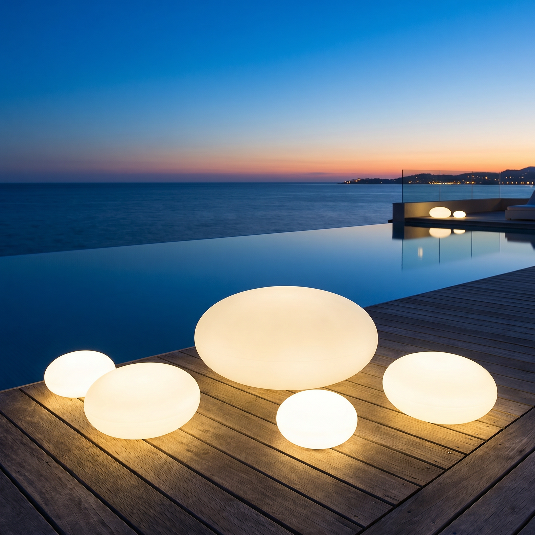 Cobblestone Garden Light, 16-Color LED, Remote Control, USB-C or Solar