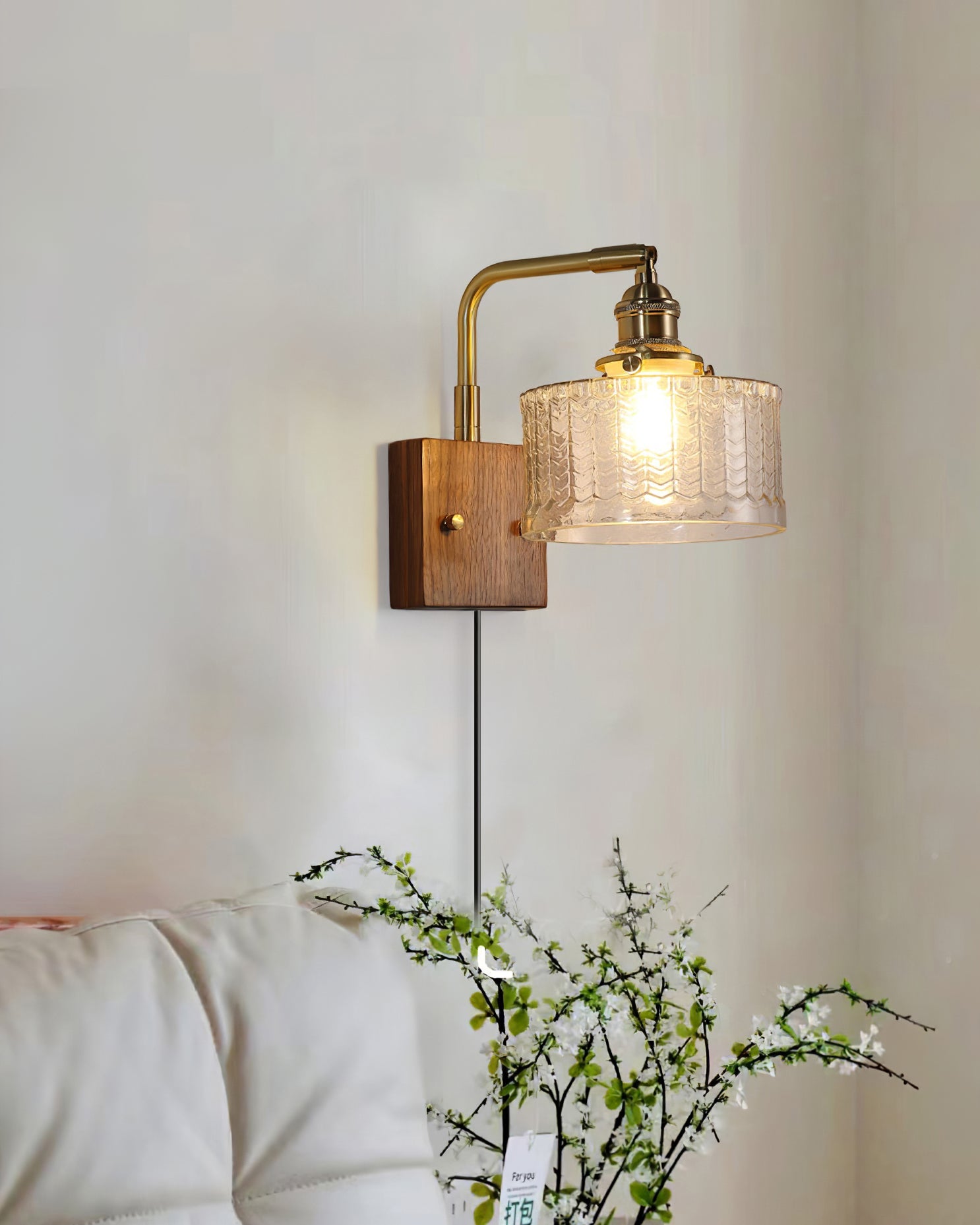 Juniper Plug-In Wall Lamp, Fish-Scale Glass, Brass