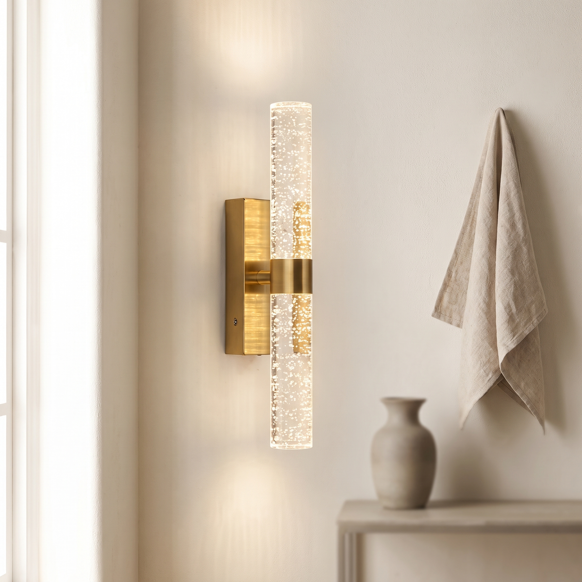 Close view of the bubbled crystal column of the Namsos wall light