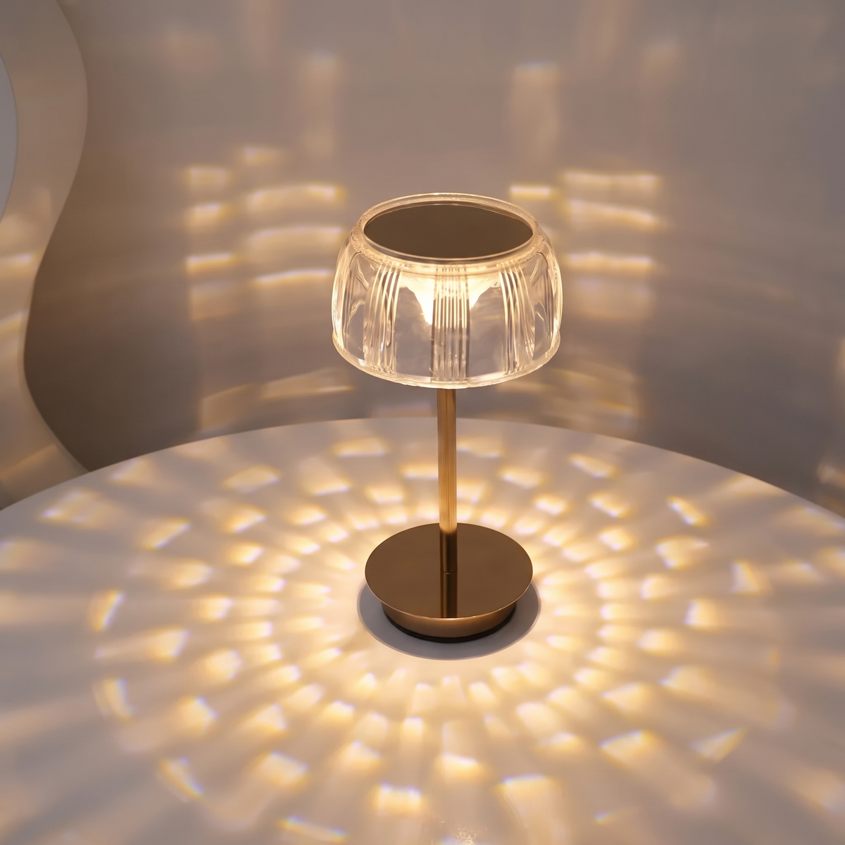 Jellyfish LED Table Lamp, Iron and Acrylic, Touch Control, USB-C, 3 Modes