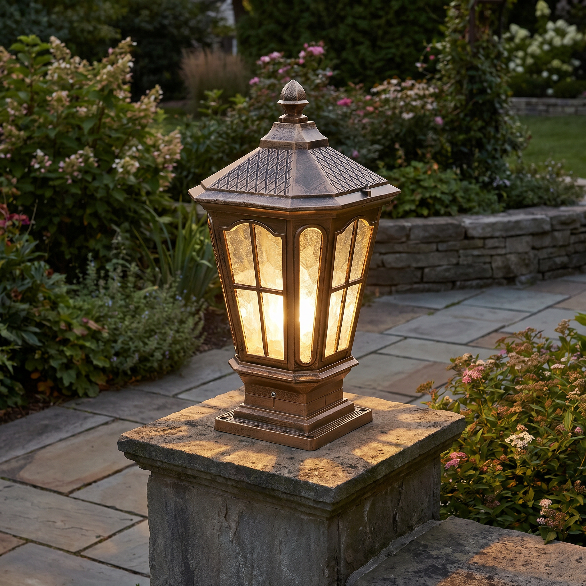 Pavilion Pillar Light, Die-Cast Aluminum, IP65, Solar or Hardwired, E27